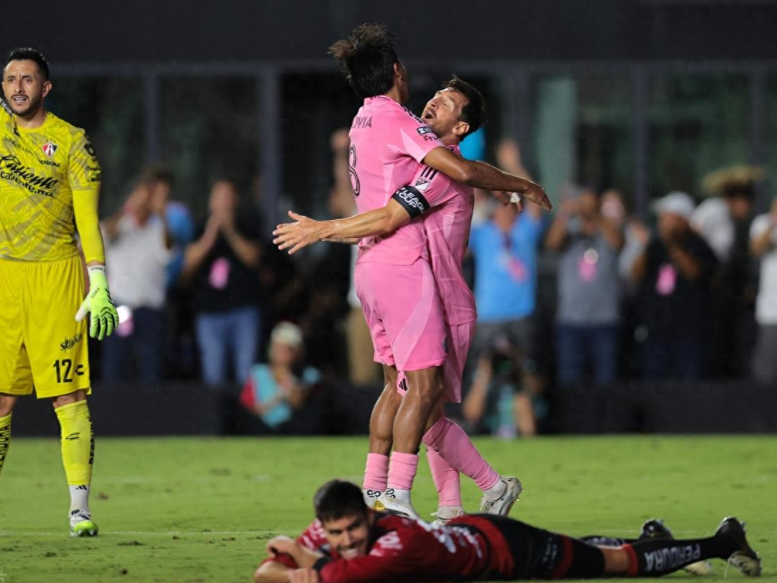 阿贾克斯发布备战花絮,赛后队长鼓劲,足总杯任务艰巨,年轻球员得到机会的简单介绍 阿贾克斯发布备战花絮,赛后队长鼓劲,足总杯任务艰巨,年轻球员得到机会的简单介绍