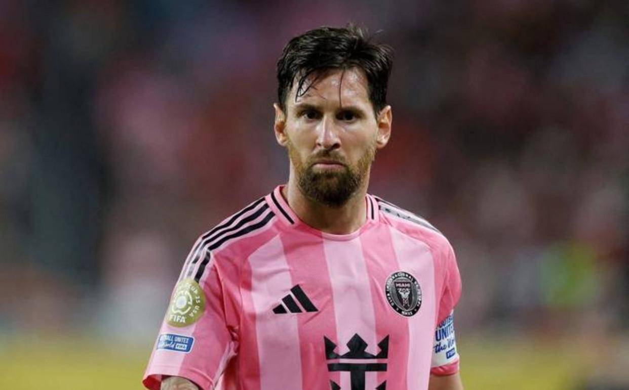 包含梅西在美国队比赛中关键助攻库里在DWG比赛中出色防守，这操作让人直呼：勒沃库森围绕荷甲门线救险的词条